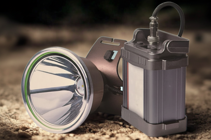 Linterna Minera LED 1500W – Largo Alcance 800m para Camping y Caza