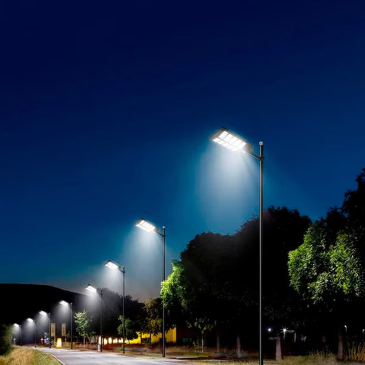 Foco LED Solar 2000W para Poste con Control Remoto y Kit de Anclaje