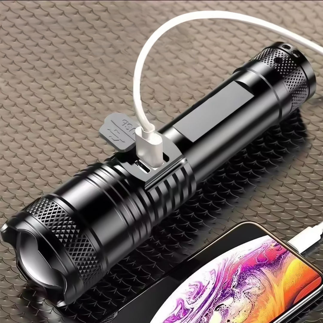 Linterna Telescópica Recargable USB con Zoom y 3 Modos de Luz – Resistente al Agua