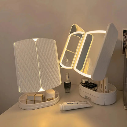 Espejo Tríptico LED USB para Maquillaje – 3 Tipos de Luz, Plegable y Portátil